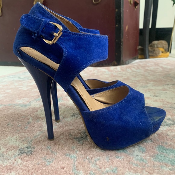 Blue suede Shoes - Picture 2 of 4